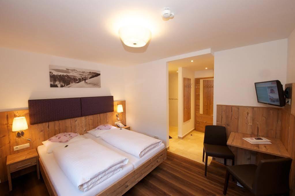 Familien & Wohlfuhlhotel Johanneshof Saalbach-Hinterglemm Exterior photo